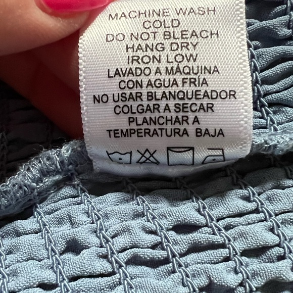 NWOT LOVE TREE LIGHT BLUE SMOCKED MINI DRESS WITH RUFFLES SIZE MEDIUM - Picture 6 of 7